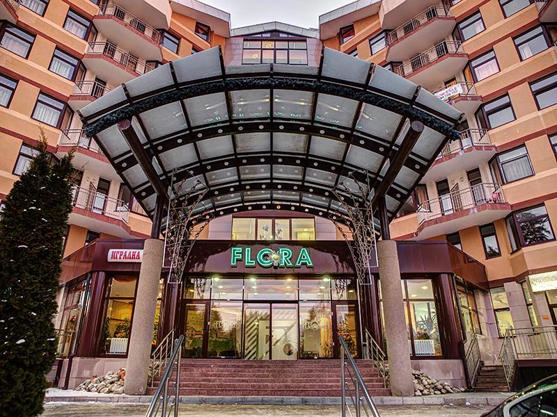 Flora Hotel - Apartments Μπόροβετς Εξωτερικό φωτογραφία