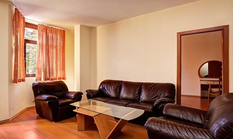 Flora Hotel - Apartments Μπόροβετς Εξωτερικό φωτογραφία